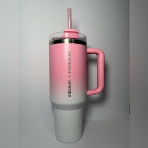 Stanley X Starbucks Philippines Valentine SWEET PINK 40oz Flowstate Tumbler BNWT